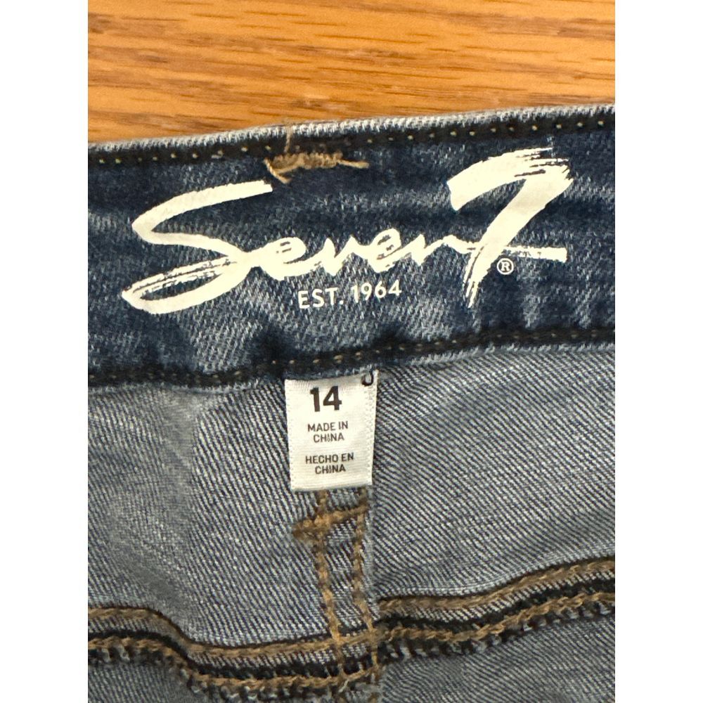 Seven7 Shorts Women's 14 Weekend Jeans Shorts NWT - Picture 5 of 8